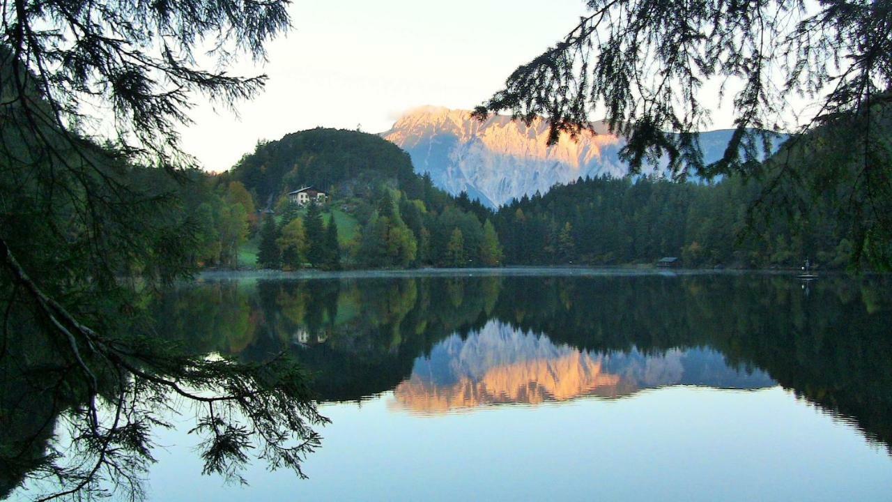 فندق اوتزفي  Gasthof Piburger See المظهر الخارجي الصورة